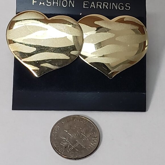 Bold Gold Tone Zebra Print Stud Earrings – Retro Animal Print Statement Jewelry - Picture 7 of 7